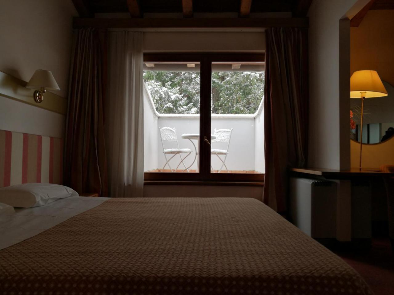 Eurohotel Palace Maniago Eksteriør billede